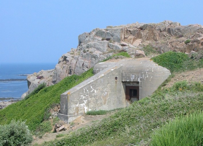 Bunker_L'Oeillière_Jersey_German_occupation